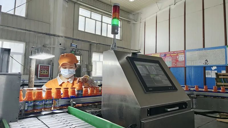 生产线上的别样年味 神内食品春节生产忙，跑出销售“加速度”